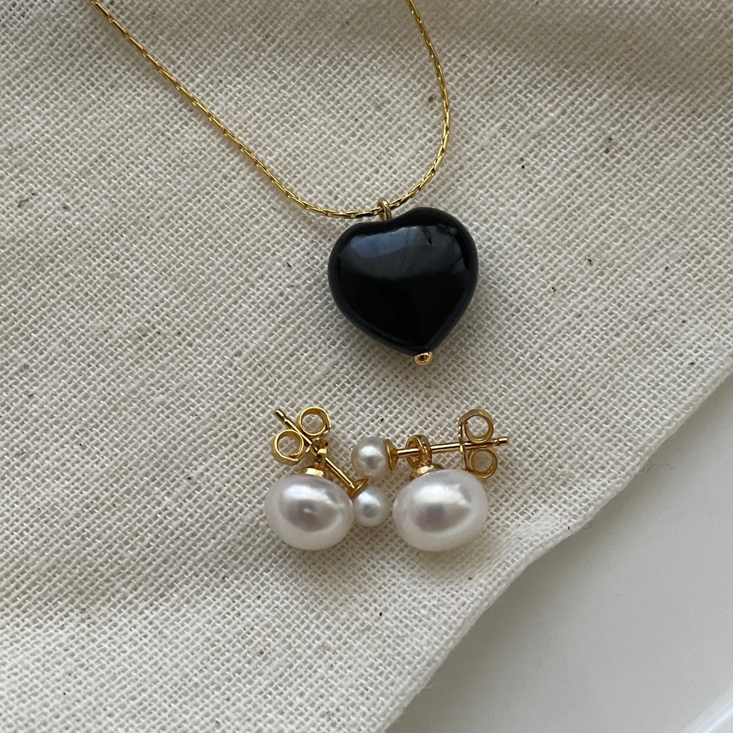 7-8mm Oval-Shaped Baroque Freshwater Pearl Double Stud Earrings