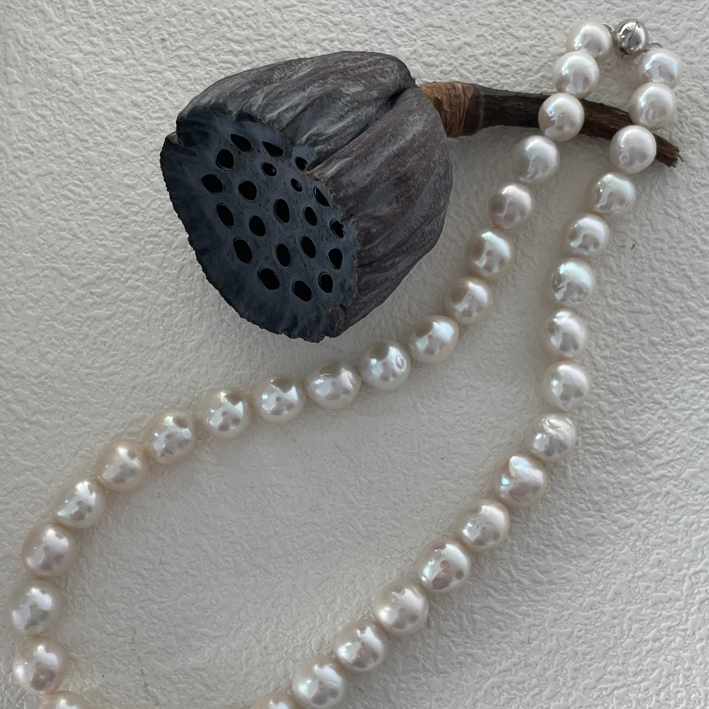 10-11mm Edison Natural Freshwater Pearl Silver Ball Necklace