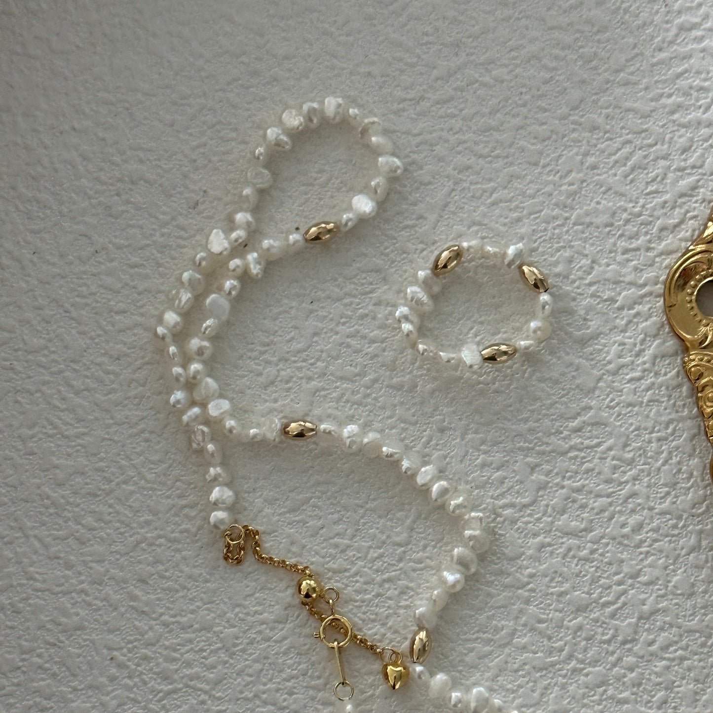 Rice-Shaped Baroque Freshwater Pearl Gold Bead Ring
