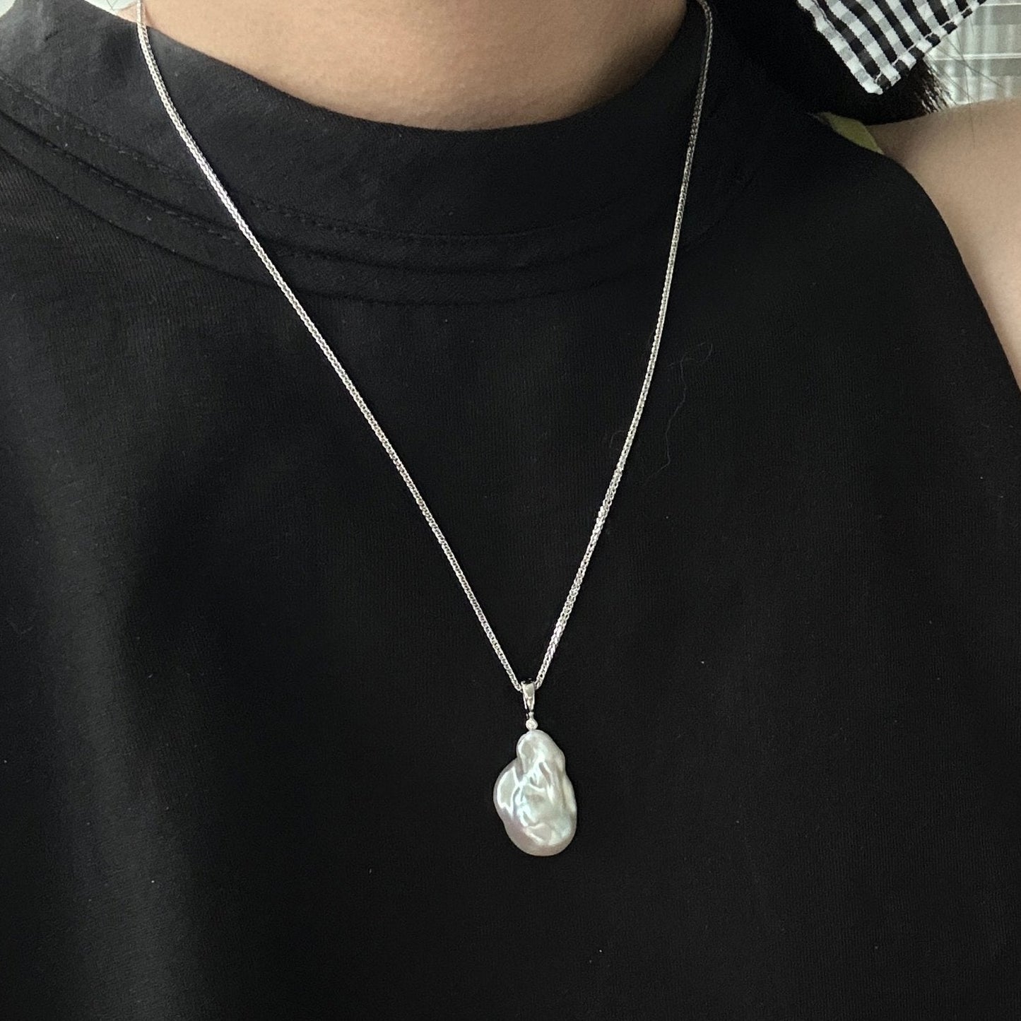22-24mm Baroque Freshwater Pearl Classic Solitaire Pendant