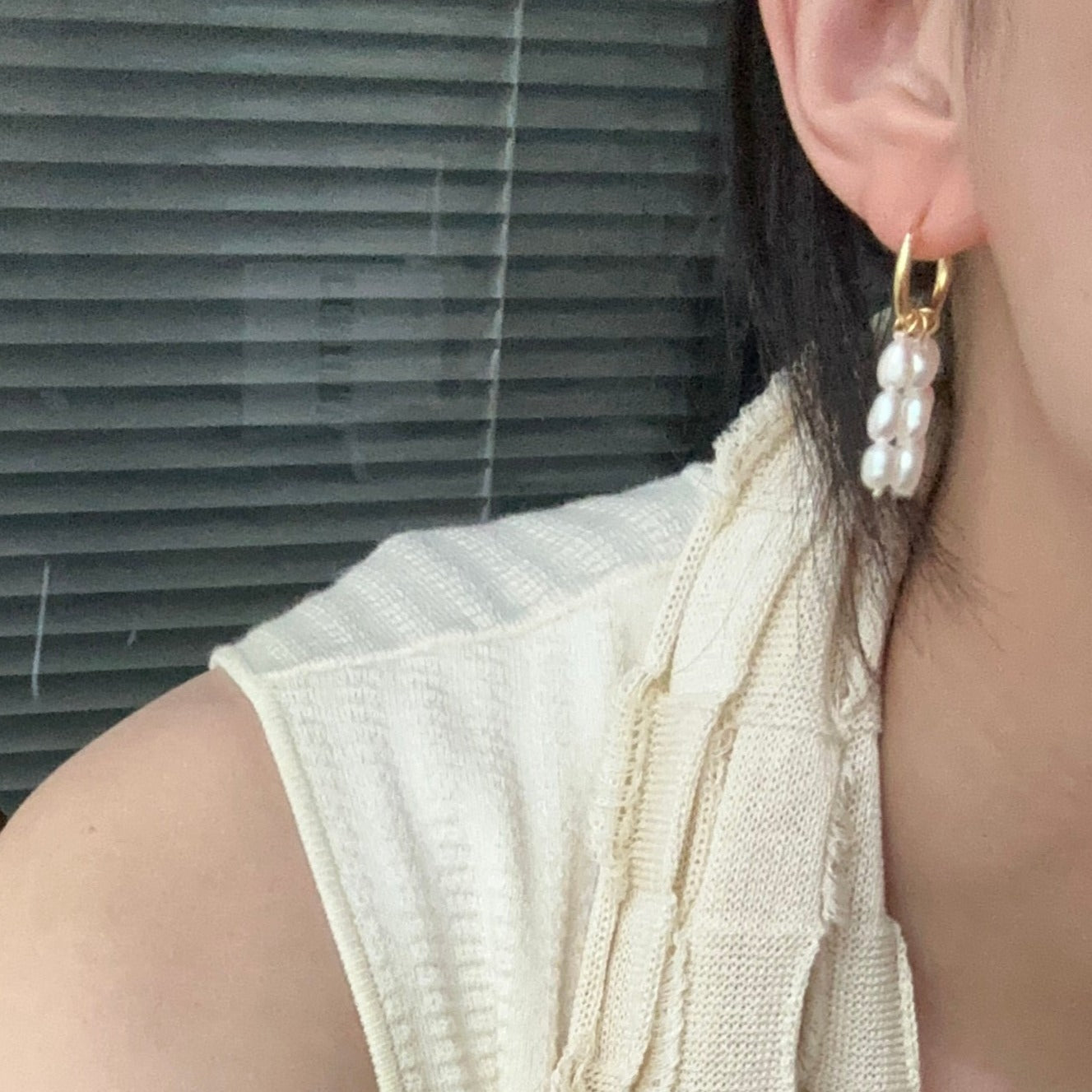 3-4mm Rice-Shaped Baroque Freshwater Pearl Gold Hoop Earrings