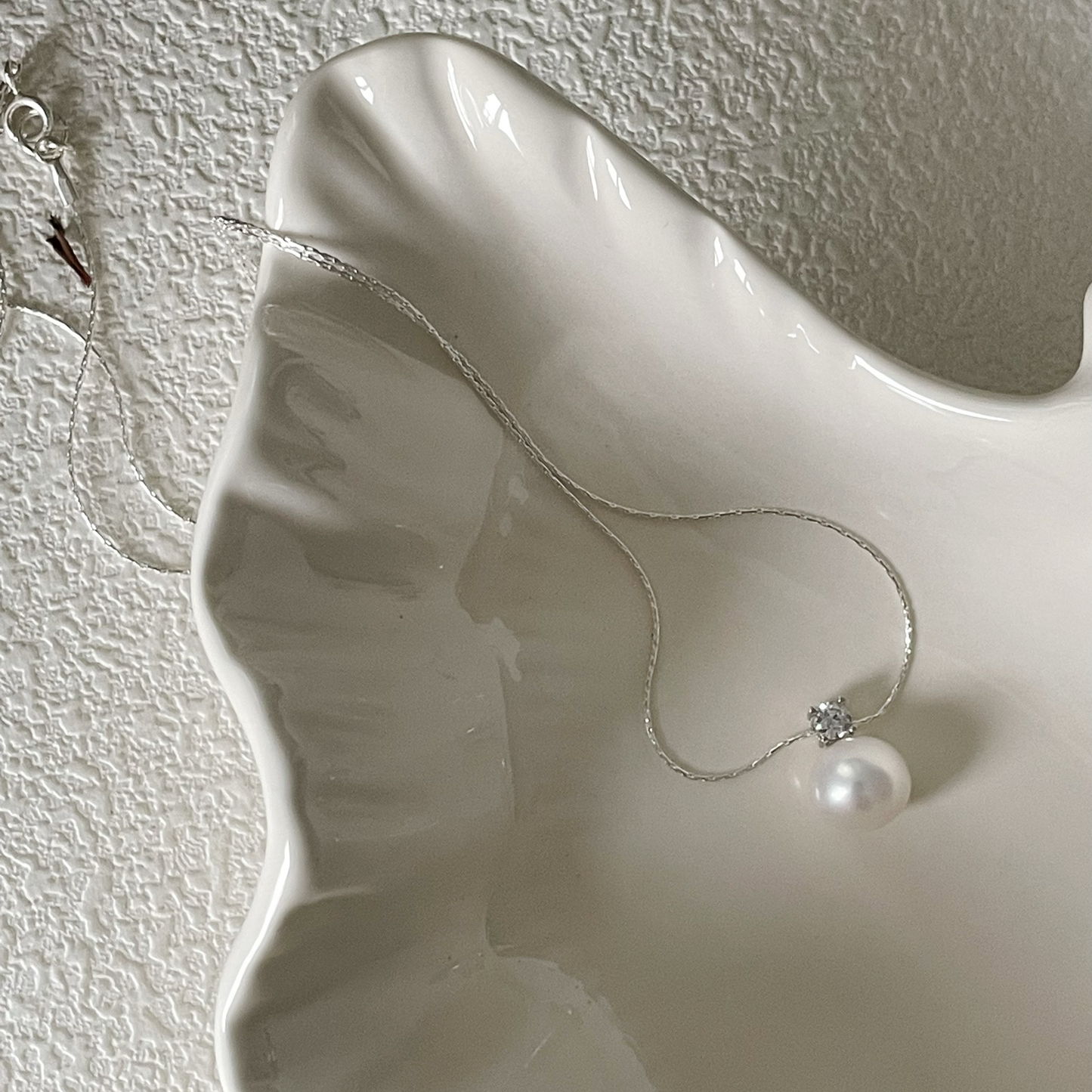9-10mm White Edison Freshwater Pearl Diamond Princess Diana Necklace