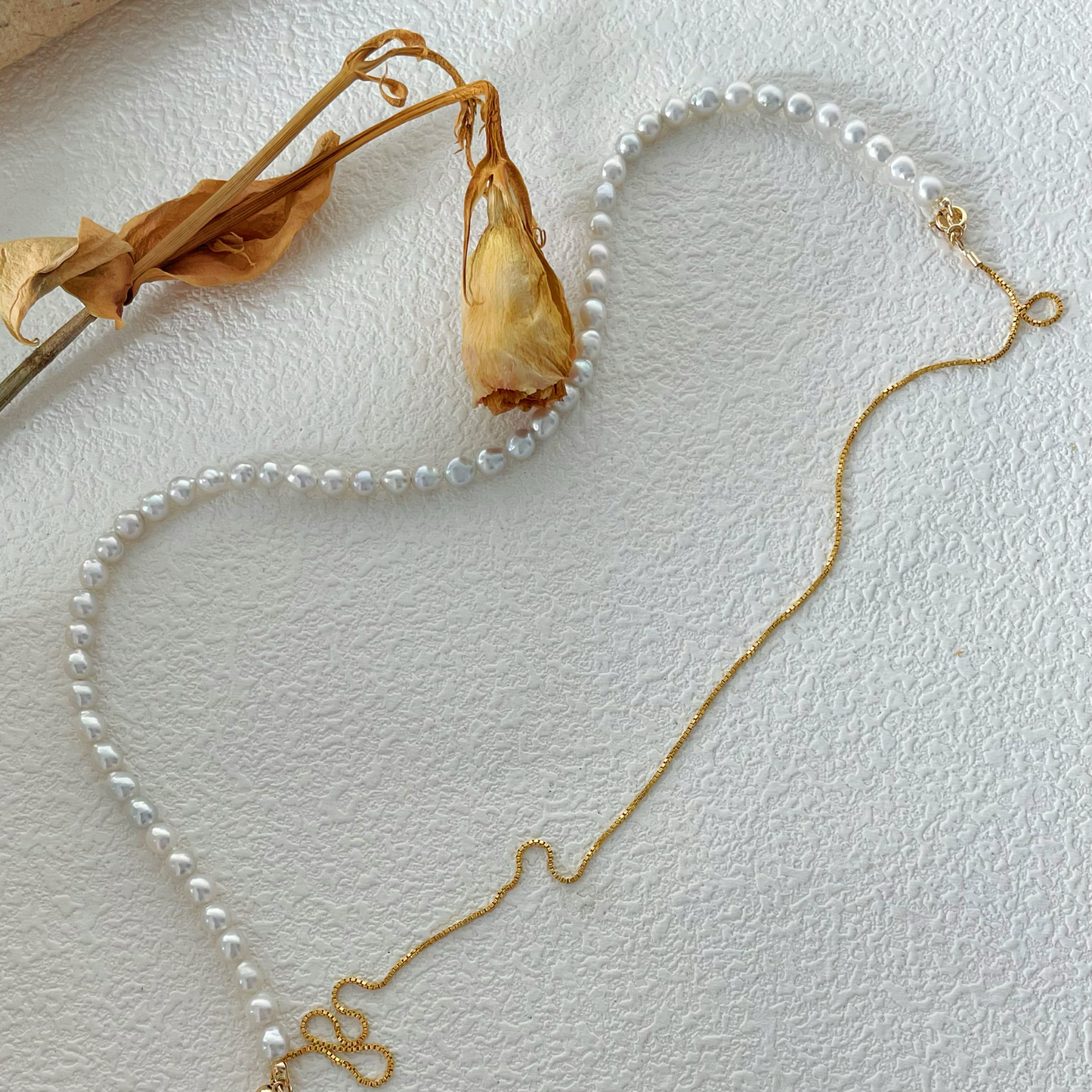 4-5mm Baroque Freshwater Pearl U-Shaped Pull-out Necklace