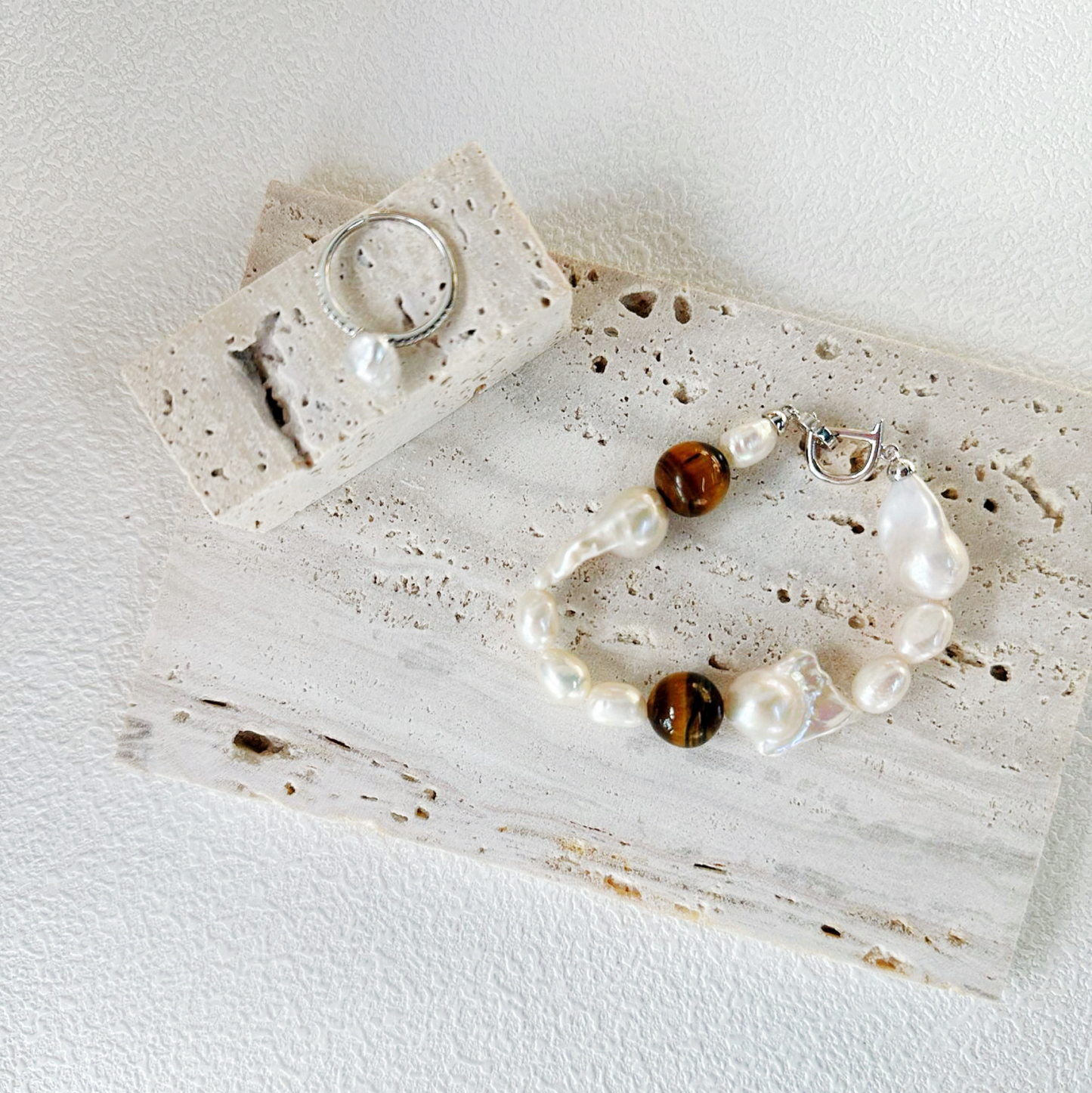 Natural Baroque Freshwater Pearl Mixed Amber Bracelet
