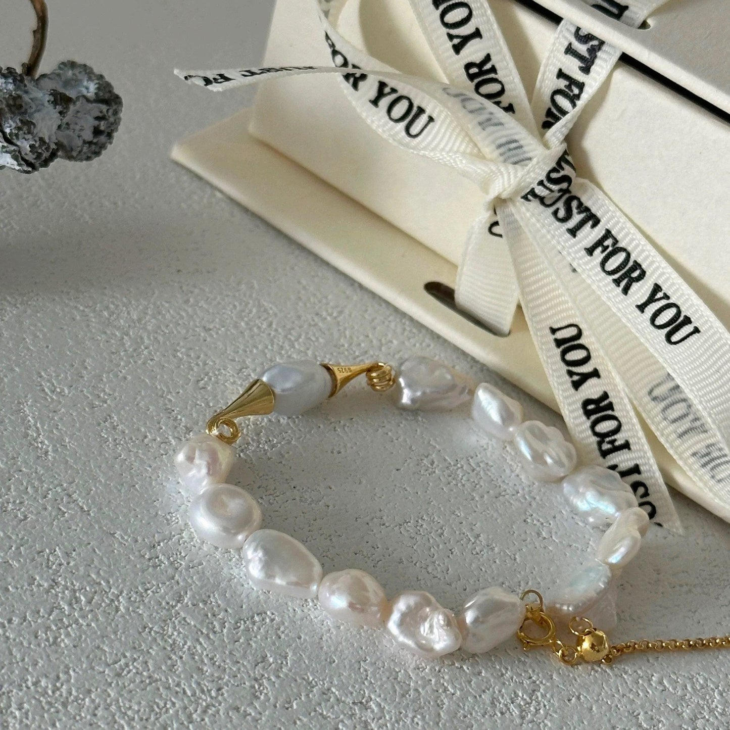 8-10mm Baroque Freshwater Pearl Trumpet Bracelet