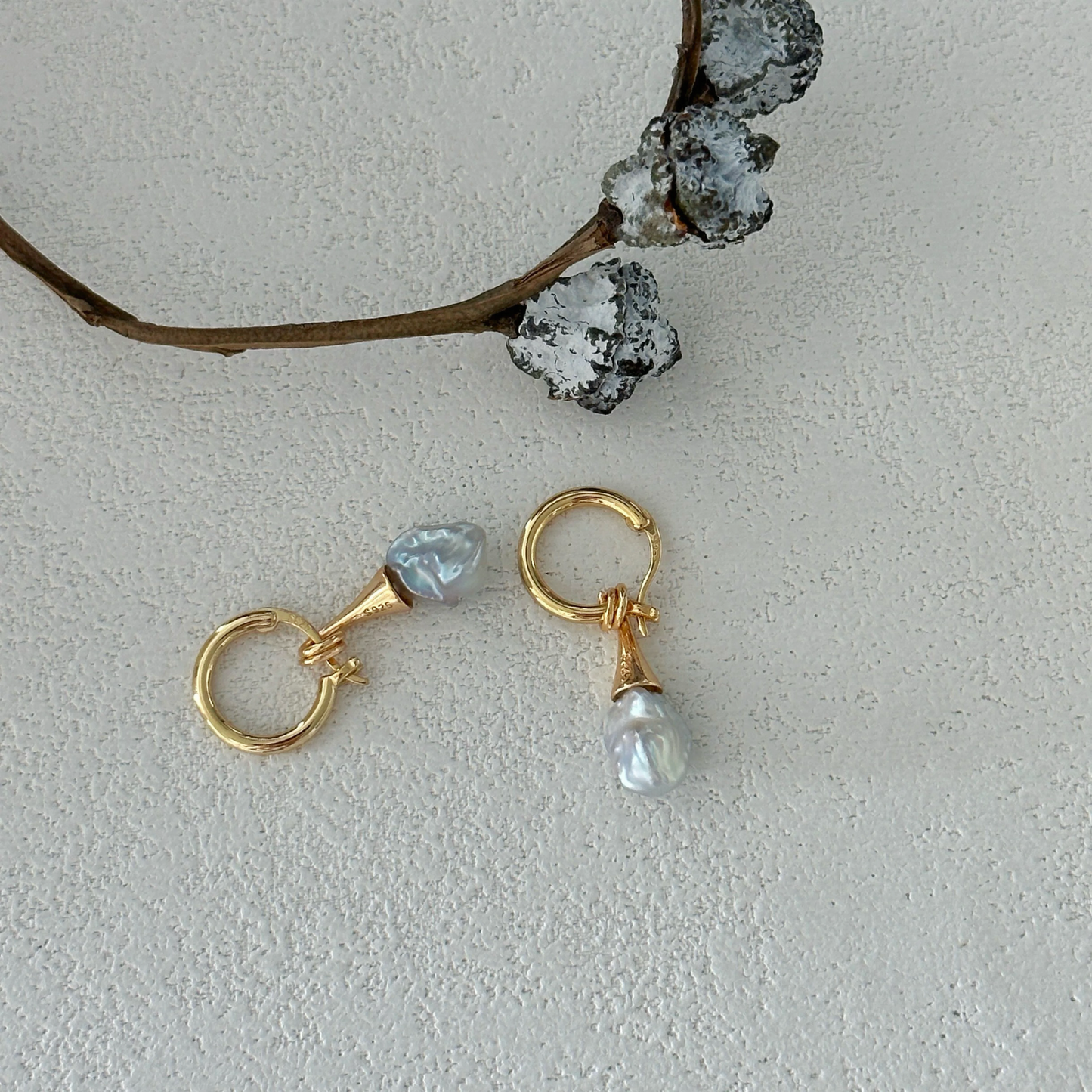 8-10mm Baroque Freshwater Pearl Trumpet Hoop Earrings