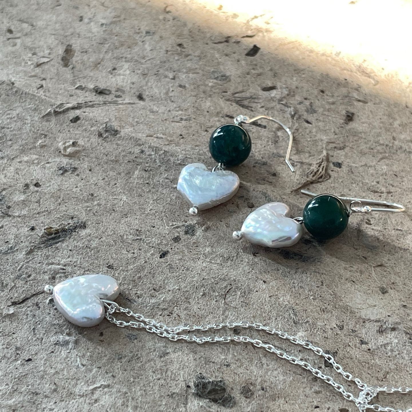 12-15mm Elegant Silver Pearl Drop Earrings with Heart-Shaped Baroque Pearl & Green Agate