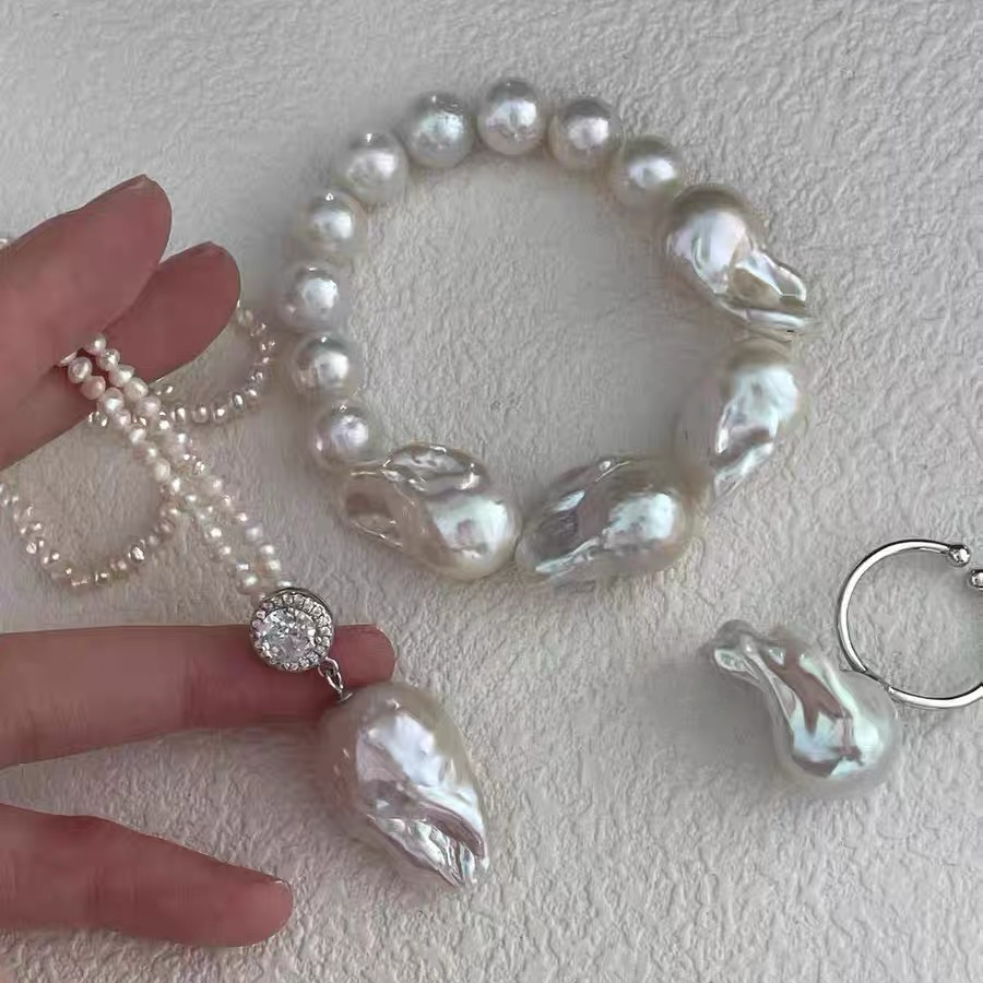 18-22mm Baroque Freshwater Pearl Mixed Size Bracelet
