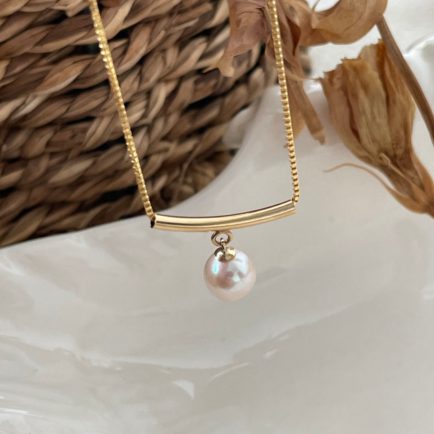 9-10mm Teardrop-Shaped Freshwater Pearl Guardian Necklace