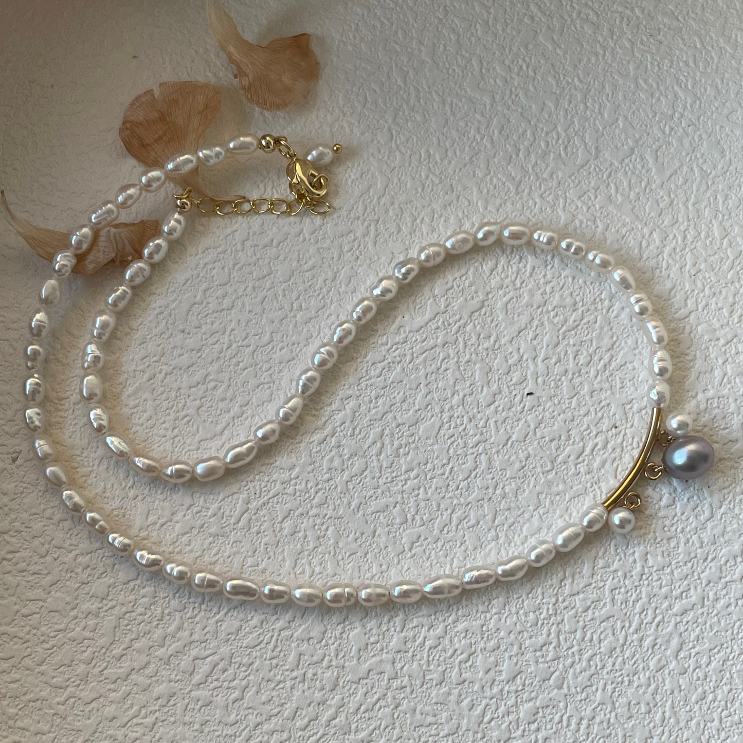 4-5mm Oval-Shaped Baroque Freshwater Pearl Charm Three Bead Necklace