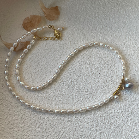 4-5mm Oval-Shaped Baroque Freshwater Pearl Charm Three Bead Necklace