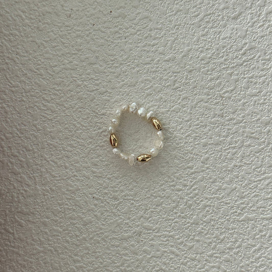 Rice-Shaped Baroque Freshwater Pearl Gold Bead Ring