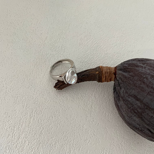 Australian South Sea White Keshi Pearl Silver Ring
