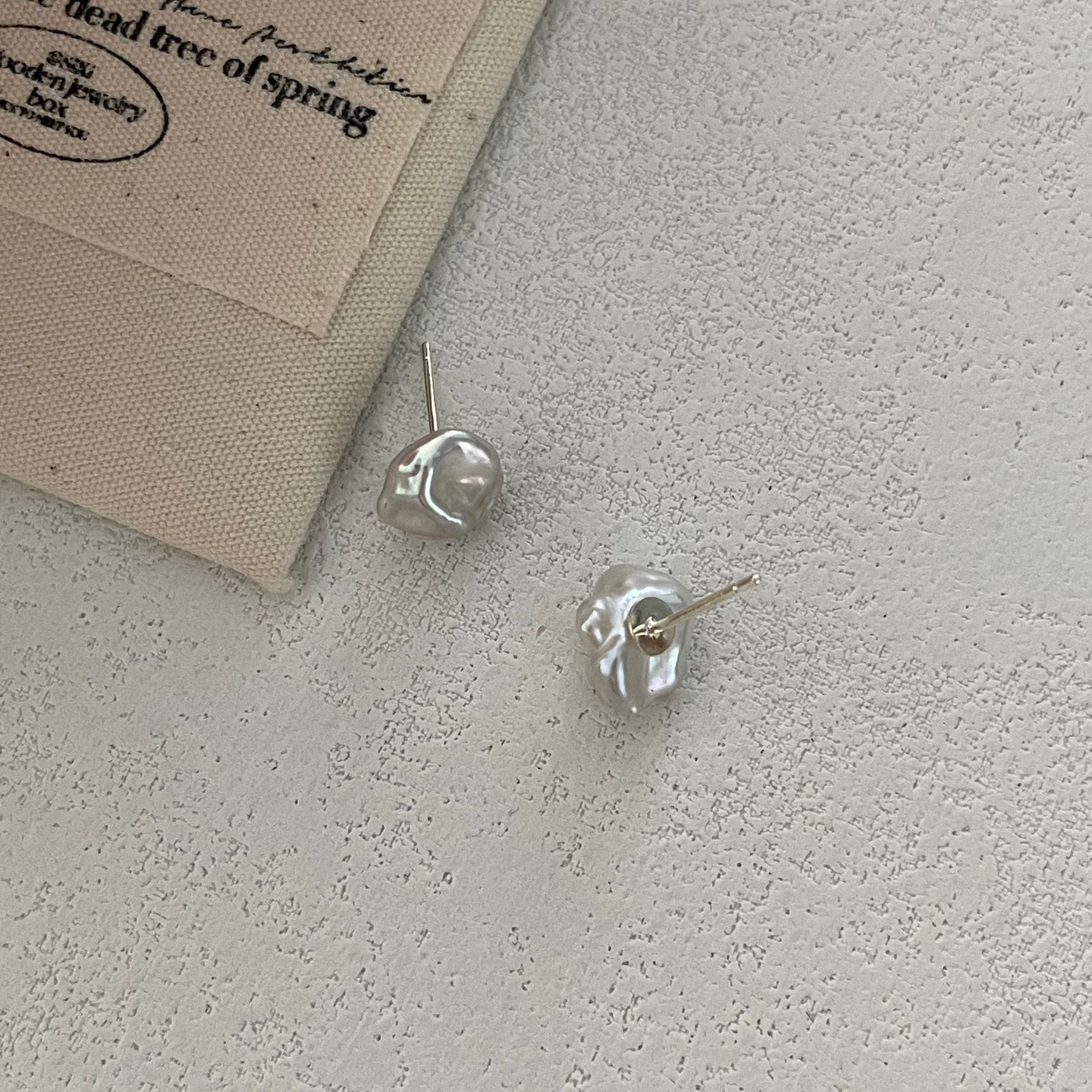 7-9mm Australian South Sea White Keshi Pearl Stud Earrings