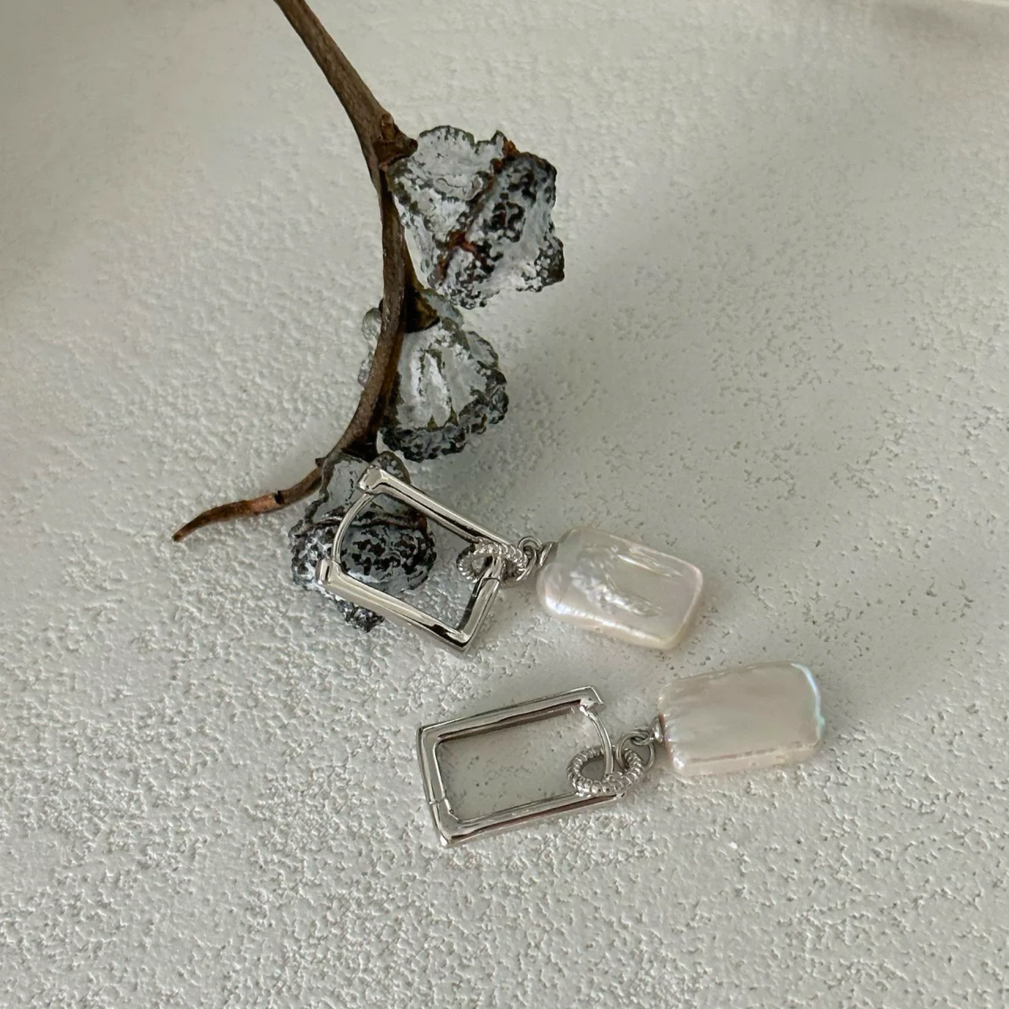 Square-Shaped Baroque Freshwater Pearl Geometric Frame Earrings