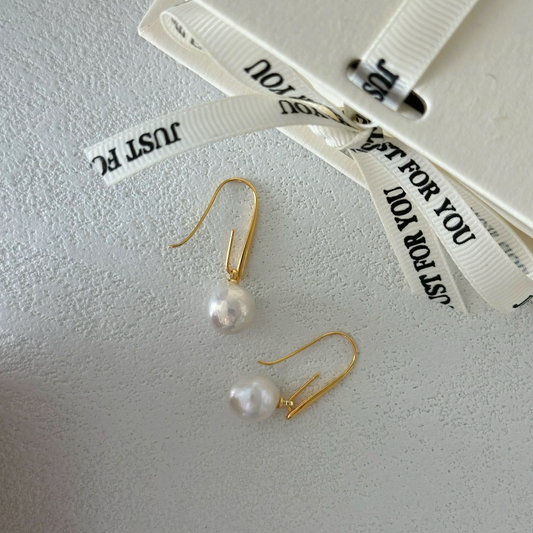 9-10mm Edison Freshwater Pearl Gold Hook Long Drop Earrings