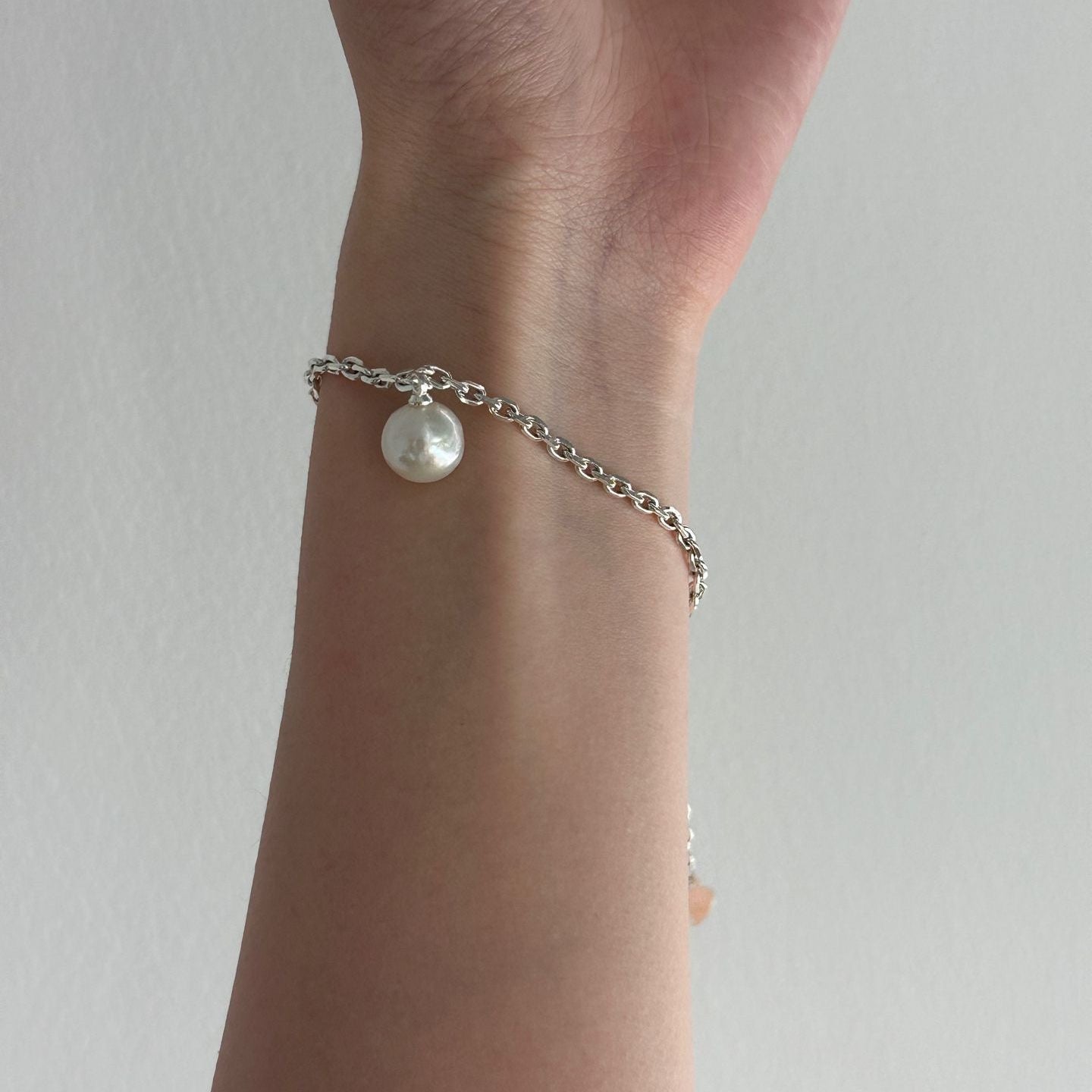 10-11mm White South Sea Pearl Solitaire Designer Bracelet