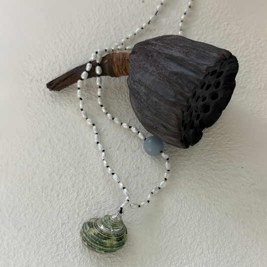 3mm Rice-Shaped Baroque Freshwater Conch Pendant
