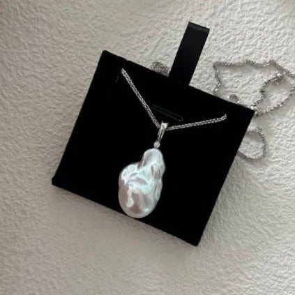 22-24mm Baroque Freshwater Pearl Classic Solitaire Pendant