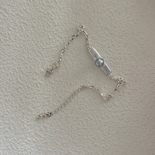 4-5mm Silver-Grey Akoya Saltwater Pearl 'Tide's Embrace' Bracelet