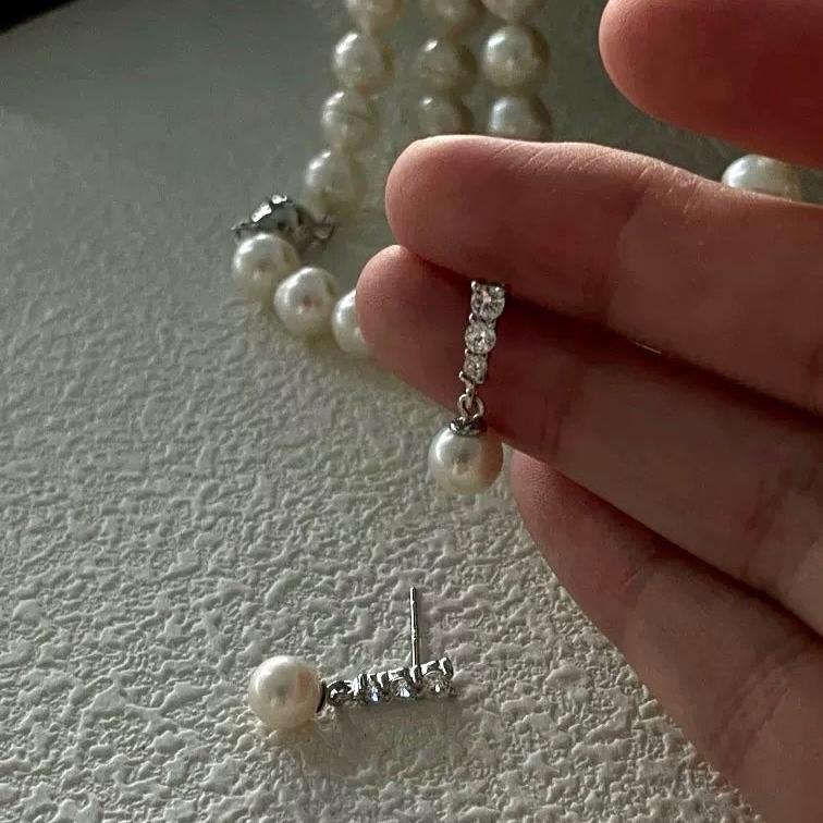5-6mm Freshwater Pearl Round Dangling Earrings